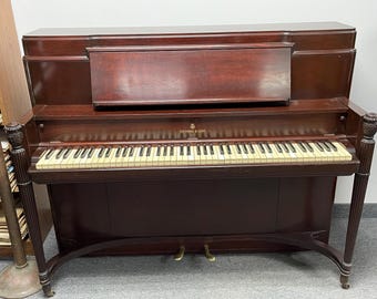 Steinway Professional Studio Upright Piano Mahogany Art Case