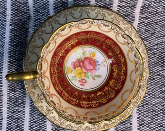 Tasse et soucoupe à thé Royal Stafford, rouge et or, années 1950, vintage, collection