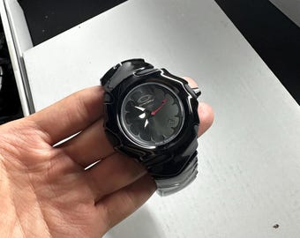 Vintage Oakley Blade II Watch – All-black Design, Glow-in-the-dark