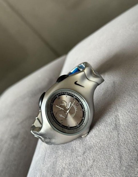 Vintage Triax Watch, a Classic Model With an Innovative
