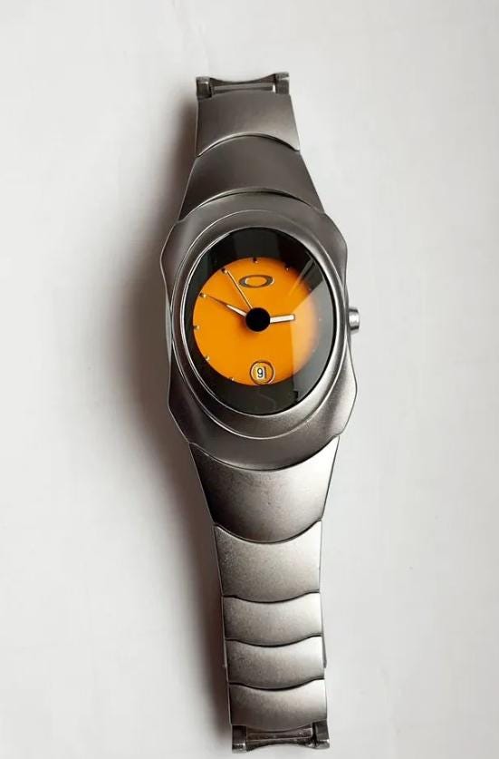 y*n様 bone strap silver watch OAKLEY cybe y*n様 bone strap silver watch OAKLEY cybe Vintage Oakley