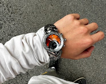 Vintage Oakley Judge Watch – Bold Orange Dial, Stainless Steel