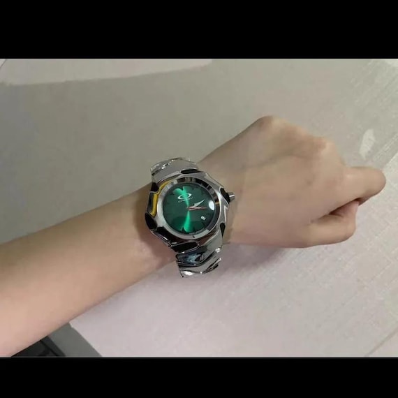 y*n様 bone strap silver watch OAKLEY cybe Oakley Hydrophobic 10 BAR Calendar Date Rubberband Original
