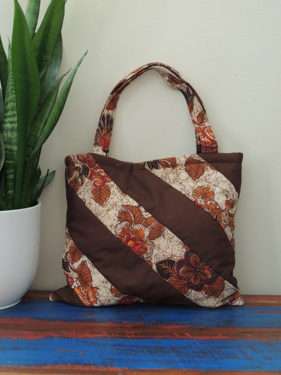 Vintage Quilted Batik Boho Shoulder Bag/Purse, as… - image 1