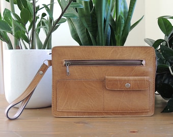 Vintage Naugahyde/faux leather clutch/wrist purse/cosmetics bag/pencil case, as new