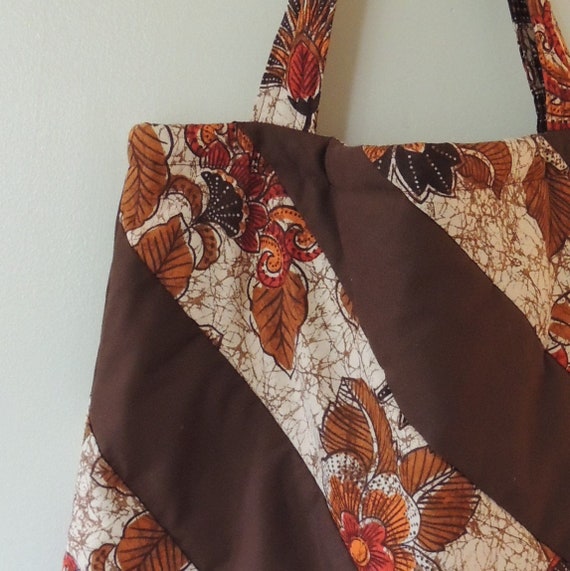 Vintage Quilted Batik Boho Shoulder Bag/Purse, as… - image 6