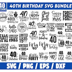Può includere: Un pacchetto di design digitale con 40 design SVG per un 40° compleanno. I design includono frasi come "Forty & Fabulous", "Vintage 1985" e "Cheers to 40 Years". I design sono in bianco e nero.