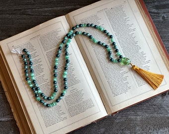 Vintage Green Cats Eye Quartz Mala Necklace, Hand-Tied Prayer Beads, Heart Chakra (108 Beads)