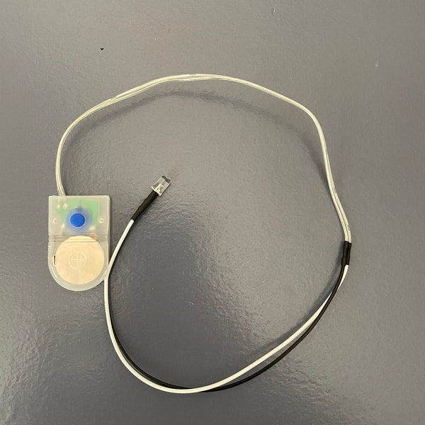 LED Three Flashing Modes With Single CR2032 Battery Holder