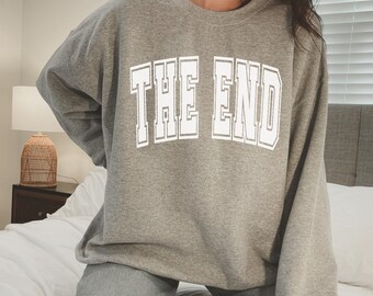 THE END Varsity Sweatshirt, Custom Hamptons New York Sweatshirt, Montauk Vacation Shirt, Old Money Aesthetic, Collegiate Beachy Sweatshirt