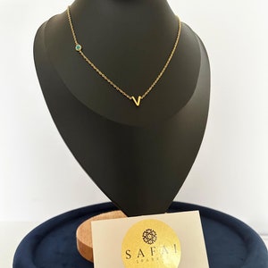 Collar personalizado con inicial personalizada de circonita cúbica CZ, regalo de piedras preciosas, collar lateral para su madre, hermana, oro, plata, minimalista