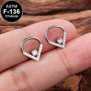 1PCS 16G Titanium V Shape CZ Septum Ring/Hinged Septum Clicker/Thick Septum Jewelry/Septum Piercing/Daith Hoop/Daith Jewelry/Gift For Her
