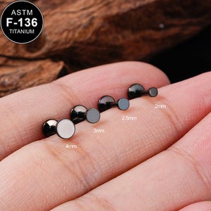 20/18/16G Titanium Tiny Black Flat Disc Threadless Push Pin Labret Stud/Tiny Dot Cartilage earring/Tragus/Helix/Conch/Nose Stud/2/2.5/3/4mm