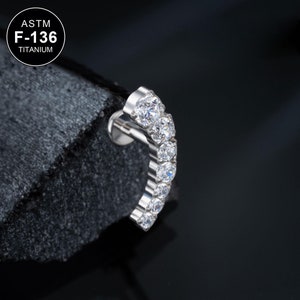 16G Titanium CZ Threaded Labret Stud/Cartilage Stud/Conch Stud/Tragus Stud/Flat Back Earring/Cartilage Piercing/1PCS/Internally Threaded
