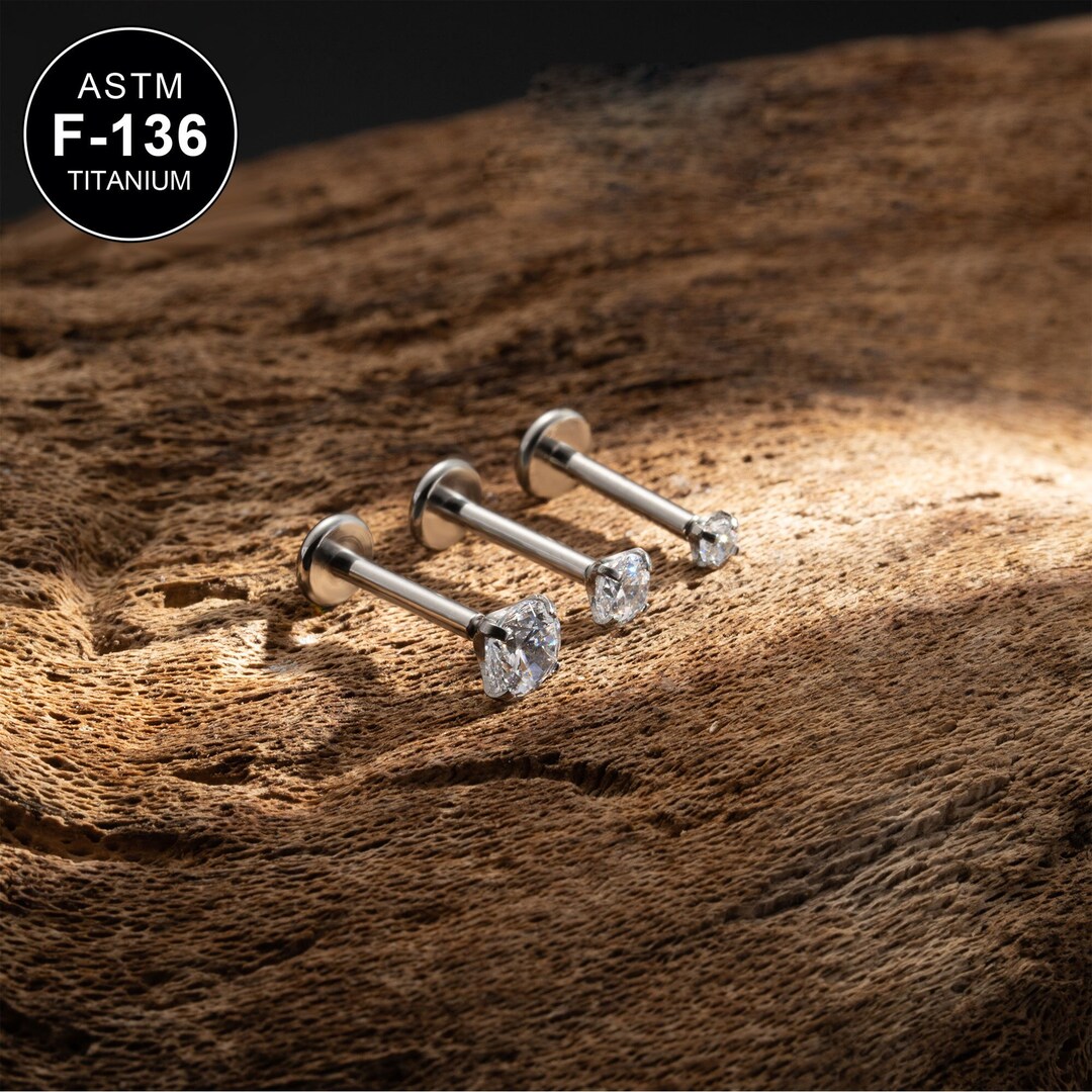 16G TITANIUM CZ Labret Stud/inner Conch Stud/helix/internally Threaded ...