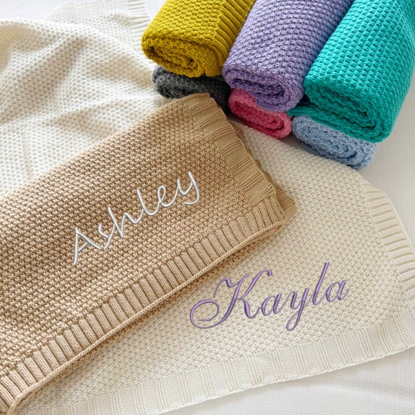 Couverture pour bébé en tricot personnalisée | Cadeau broderie pour baby shower | Couverture pour poussette | Cadeau pour nouveau-né avec monogramme | Tricot de coton doux