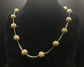 Vintage Gold tone Necklace and Bracelet Set