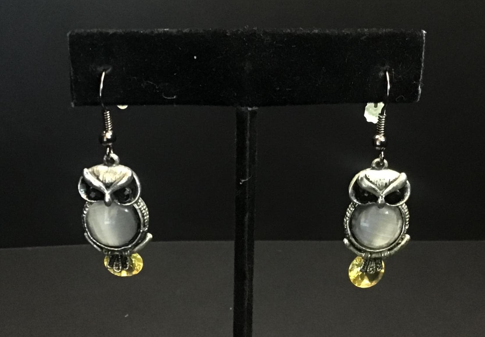 Vintage Silver tone Owl Earrings