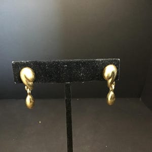 Vintage Gold tone Clip-on Earrings