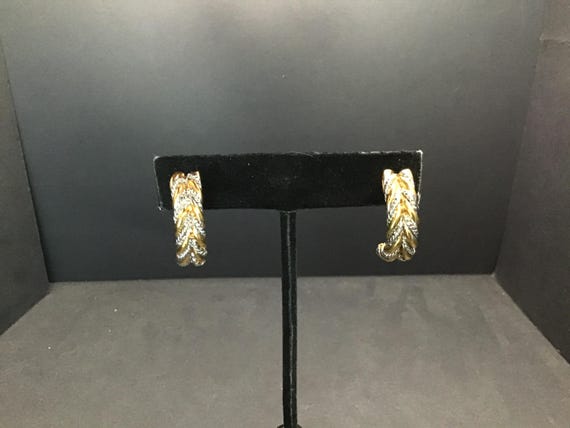 Two pairs of Vintage Gold tone Earrings - image 1