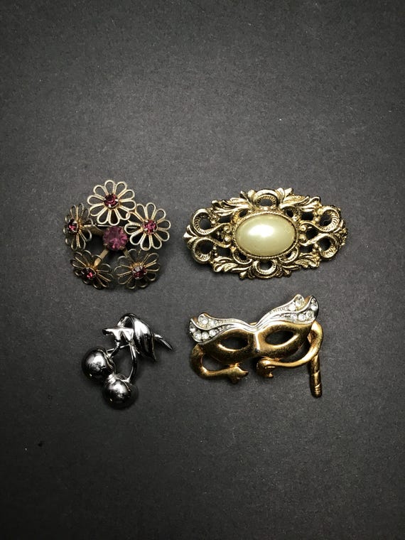 Four Vintage Brooches