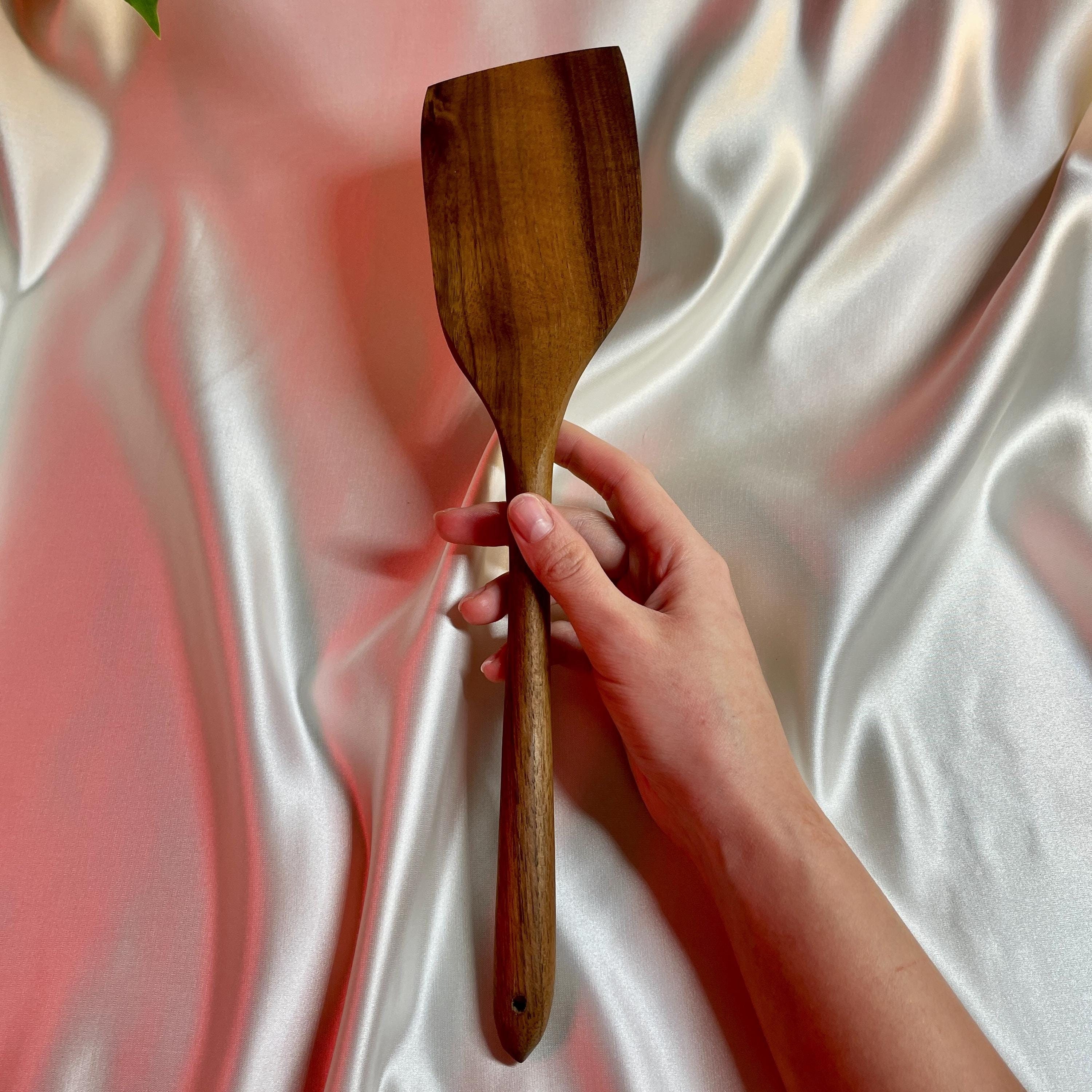 Dark walnut kitchen spatula | Wooden spatula for turning food | Premium wood | Handcrafted spatula | Cooking utensils - Kitchen utensils