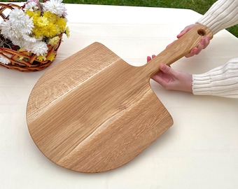 Wooden Pizza Peel, Handmade Oak Paddle with Handle, Round Serving Board for Pizza
