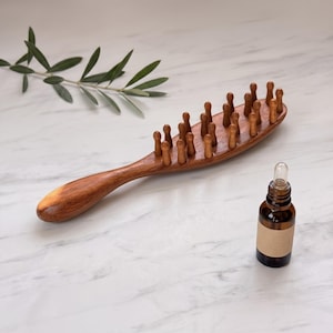 Sandalwood Handheld Massage Comb, Wooden Gua Sha Scalp Massager, Scalp massage Brush