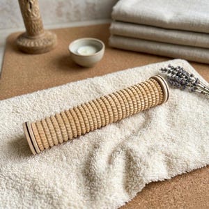 Holzkörperrollen-Massagegerät, Bein- und Rückenmassage aus Buchenholz, Muskelrolle mit Stacheln