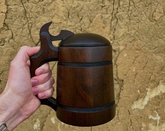 Jarra de cerveza de madera de roble con tapa, jarra de roble oscuro de 500 ml, jarra de cerveza forrada de acero inoxidable, vaso de cerveza artesanal para hombres, idea de regalo para amantes de la cerveza.