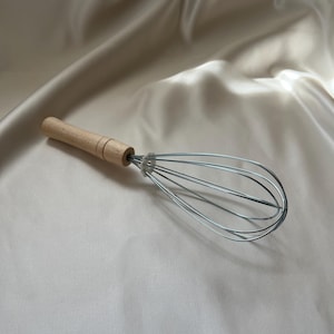 Whisk with wooden handle, Stainless steel balloon whisk for eggs and cream, Rustic kitchen utensil, Gift for home bakers and chefs