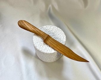 Handgefertigtes Holzmesser | Eiche Küchenmesser | Sicheres Messer für Kinder | Ausstechform aus Holz | Umweltfreundliches und sicheres Kinderutensil