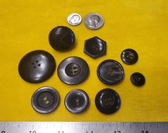 Vintage Buttons 10