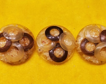 Vintage Applesauce Amber Trio Buttons