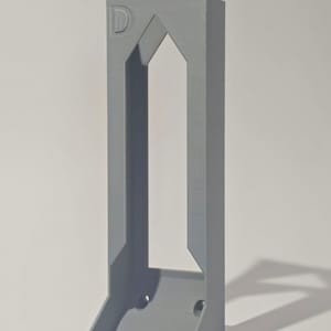 Gray D