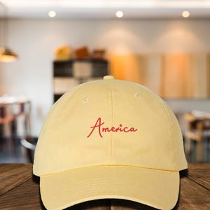 Gorra de béisbol bordada estadounidense, gorra estética estadounidense, gorra de EE. UU., gorra MAGA, gorra clásica estadounidense de regalo, gorra de partidario de Trump, gorra patriótica imagen 1