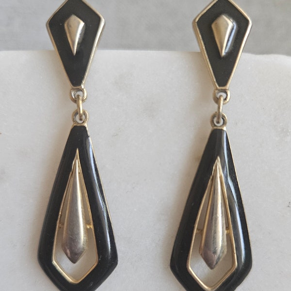 Vintage Crown Trifari black & gold art deco style dangle costume jewelry earrings