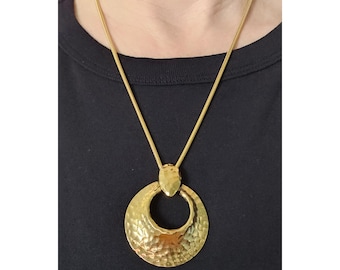 Vintage Crown Trifari hammered gold plated large pendant necklace