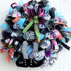 Wreath Front Door Decor Wreath Skeleton Door Hanger Wreaths Witch Hat Legs Fun Halloween Flowers Circle Trick or Treat Fall Wreaths