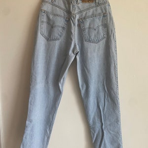 Levi Strauss vintage jeans, loose pleated, light wash vintage denim image 2