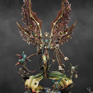 Morticia the Morbid Queen - Queen of Plague - Rot Godess - Dakkadakka - 40k Heroic - Grimdark Wargame Proxies - Tabletop - DnD - RPG - Paint