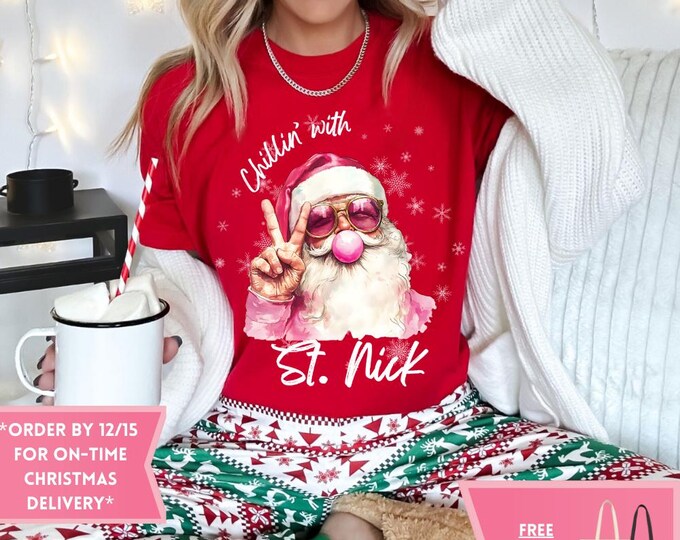 Comfort Colors Retro Pink Santa Bubble Gum Christmas Sweatshirt, Christmas Shirt, Girly Christmas, Funny Christmas Gift, Trendy Christmas