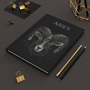 Diário do Zodíaco de Áries: Caderno de Astrologia de Capa Dura Fosca