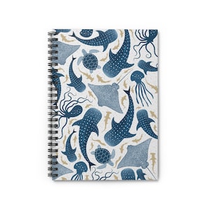 Ocean Life Spiral Notebook: Undervattensjournal med linjerade sidor