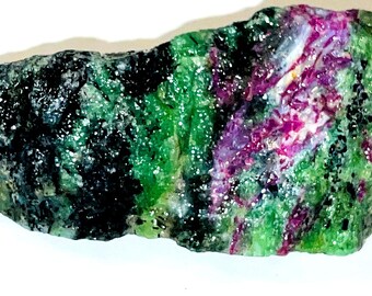 ロードナイト 素晴らしい 33g 原石 ジュエリー作りに最適 - 最高品質