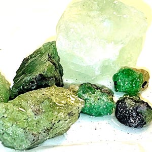 Green Crystals Lot with many Transparent pieces: Tsavorite Garnet & Fluorite Gemstones 223ct for Jewelry Making, Natural Healing Rock Decor