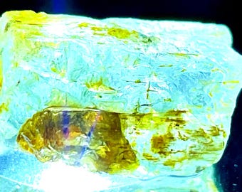 Aquamarine Rough Gemstones 11ct - Top Gem Grade Quality for Faceting - Natural Transparent Crystal for Jewelry making, Pendant gem
