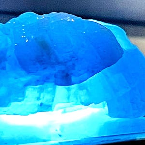 Piedra preciosa transparente de calcita azul de 110 ct: facetada en bruto para la fabricación de joyas, calidad de grado de gema, suministros para manualidades con piedra natural - Gema azul
