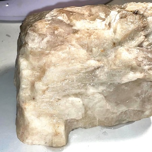 Moonstone Rough Stone - 605g Healing Crystal for Balance, Meditation & Energy - Natural Mineral Gemstone