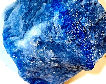Blue Quartz Crystals - Natural 35g Healing Stones for Calming & Throat Chakra Activation, raw blue quartz- with nice layers